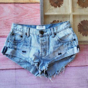 One Teaspoon Bandits Light Wash Distressed Faded Denim Shorts Size 25